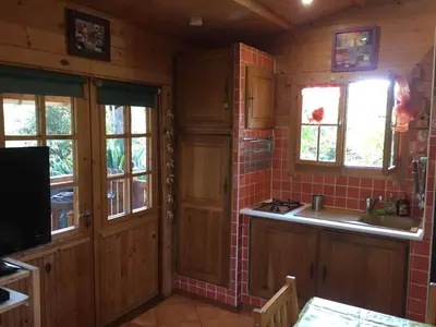 Cuisine ou kitchenette dans l'établissement Studio Chalet tout confort
