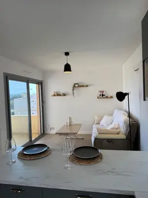 Coin salon dans l'établissement 3-room apartment in Antibes - Swimming pool - Sea view