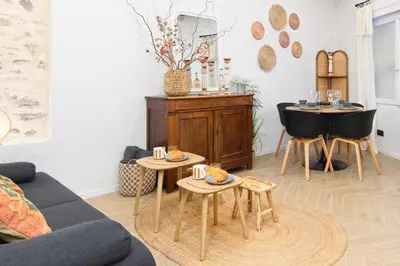 Coin salon dans l'établissement Charmant 2 pièces - Coeur de la vieille ville - EU