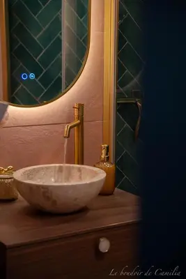 Salle de bains dans l'établissement Le Boudoir