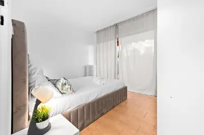 Un ou plusieurs lits dans un hébergement de l'établissement Centre d'Antibes - Joli appartement rénové - EZ
