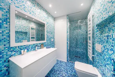 Salle de bains dans l'établissement 3 pièces en dernier étage - Vue mer et montagnes - Résidence de standing