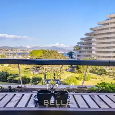 Baie des Anges apartment