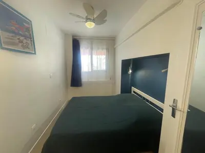 Un ou plusieurs lits dans un hébergement de l'établissement Peaceful La Pinède apartment for couple