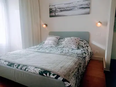 Un ou plusieurs lits dans un hébergement de l'établissement Cozy Apartment for 2 in Antibes