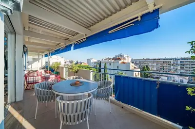 Balcon ou terrasse dans l'établissement COZYSTAY - Charmant 3 pièces en dernier étage