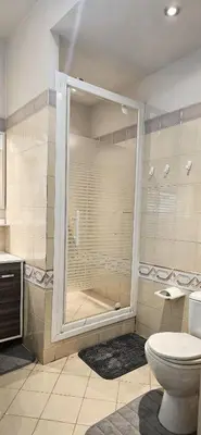 Salle de bains dans l'établissement Beautiful 36m2 studio apartment & 50m2 terrace