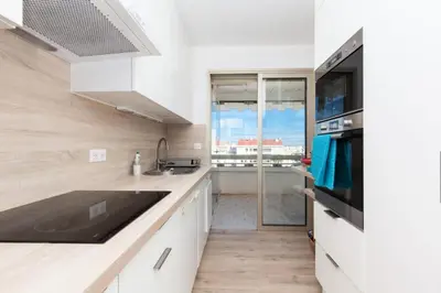 Cuisine ou kitchenette dans l'établissement Résidence 3p De Standing, Vue Mer Et Grande Terrasse - 3P de standing, vue mer et grande terrasse MAE-1613