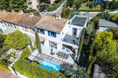 Piscine de l'établissement Résidence Maison 10 Pers., Piscine, Proche Centre De Cannes - Maison 10 pers., piscine, proche centre de Cannes MAE-1773 ou située à proximité