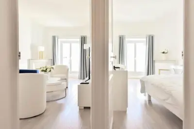 Un ou plusieurs lits dans un hébergement de l'établissement Résidence 3p Moderne En Centre Ville, à 1min De La Croisette - 3P moderne en centre ville, à 1min de la Croisette MAE-1843