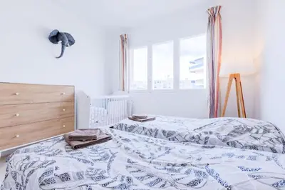 Un ou plusieurs lits dans un hébergement de l'établissement Résidence 3p De Style Avec Balcon à 3 Min De La Croisette - 3P de style avec balcon à 3 min de la Croisette MAE-2013
