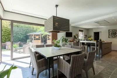 Coin salon dans l'établissement Résidence Villa En Domaine Privé Avec Piscine Chauffée - Villa en domaine privé avec piscine chauffée MAE-2023