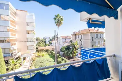 Balcon ou terrasse dans l'établissement Résidence 3p à 100m Des Plages, Terrasse Et Parking - 3P à 100m des plages, terrasse et parking MAE-2073