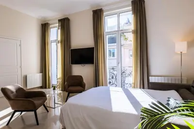 Télévision ou salle de divertissement dans l'établissement Résidence 3 Pièces Rue D’antibes à Deux Pas Du Palais Des Festivals - 3 pièces rue d’Antibes à deux pas du Palais des festivals MAE-2263