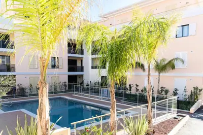 Piscine de l'établissement Résidence 2p Avec Piscine Au Palm Beach - 2P avec piscine au Palm Beach MAE-2313 ou située à proximité