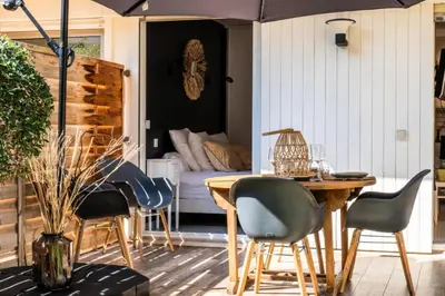 Coin salon dans l'établissement Résidence 2p Cozy Avec Jardin En Plein Coeur Du Palm Beach - 2P cozy avec jardin en plein coeur du Palm Beach MAE-2403
