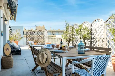 Balcon ou terrasse dans l'établissement Résidence 3p Rooftop Palm Beach, Plages à 2min à Pied - 3P Rooftop Palm Beach, plages à 2min à pied MAE-2503