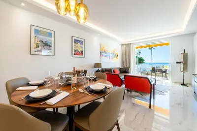 Coin salon dans l'établissement Résidence Rare ! Appartement Grand Standing - Croisette - RARE ! Appartement grand standing - Croisette MAE-2603