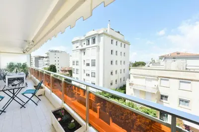 Balcon ou terrasse dans l'établissement Résidence 2p Rénové, Terrasse Et Plage à Pied - 2P rénové, terrasse et plage à pied MAE-2623
