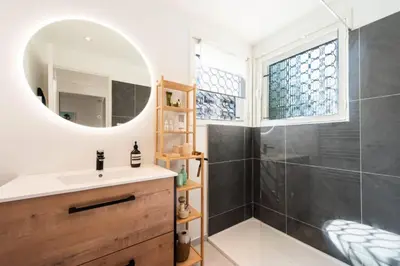 Salle de bains dans l'établissement Résidence Lumineux 2p, Plages à Pied - Lumineux 2P, plages à pied MAE-2843