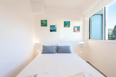 Un ou plusieurs lits dans un hébergement de l'établissement Résidence 2p Au Calme Proche Centre Cannes - 2P au Calme proche Centre Cannes MAE-2983