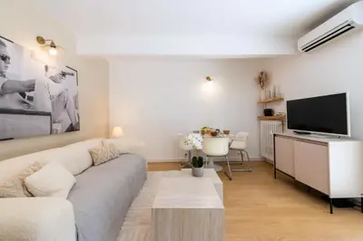 Télévision ou salle de divertissement dans l'établissement Résidence 2p Rez-de-jardin Au Calme – Cadre Paisible - 2P Rez-de-jardin au calme – Cadre Paisible MAE-3313