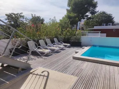 Piscine de l'établissement T2 Antibes - confort et cosy - piscine ou située à proximité