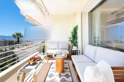 Coin salon dans l'établissement Résidence 3p Terrasse Vue Mer – Résidence De Standing - 3P Terrasse Vue Mer – Résidence de Standing MAE-3293