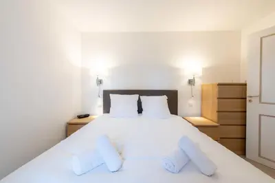 Un ou plusieurs lits dans un hébergement de l'établissement Ground-Floor 2 Br - Near Centre & Beaches