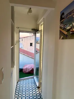 Un ou plusieurs lits dans un hébergement de l'établissement Antibes Old Town Rooftop Sea-View 1BR Apt with Terrace