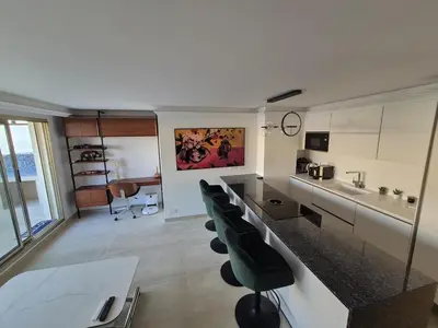 Cuisine ou kitchenette dans l'établissement Exceptional apartment, Sea view ,Terrace