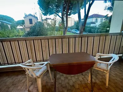 Balcon ou terrasse dans l'établissement Cosy studio plages Antibes