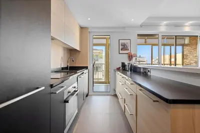 Cuisine ou kitchenette dans l'établissement 11 MADRID - Splendid one-bedroom apartment near Croisette