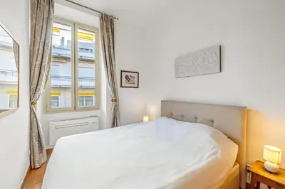 Un ou plusieurs lits dans un hébergement de l'établissement REF 2038 - Cannes - Superbe appartement deux pièces entièrement rénové