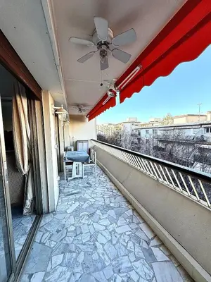 Balcon ou terrasse dans l'établissement T2 derrière le Martinez - Croisette