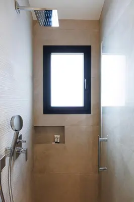 Salle de bains dans l'établissement Suite Cigale Terracotta avec sauna à Antibes