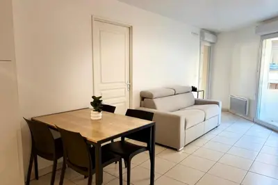 Coin salon dans l'établissement Centre Juan-les-Pins - Proche Plages
