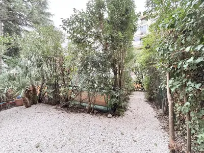 Jardin de l'établissement Cannes one bedroom apartment - 8D1
