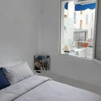 LIONS Apartment with Quiet Terrace Walk to Croisette & Beaches