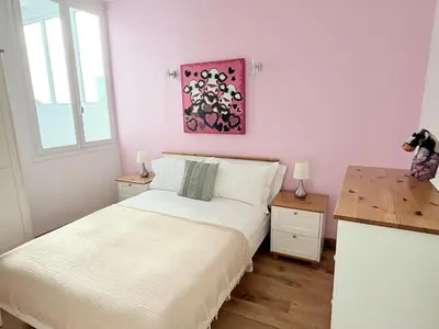 Un ou plusieurs lits dans un hébergement de l'établissement Port Rivage - House with panoramic roof terrace