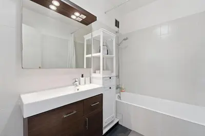 Salle de bains dans l'établissement La Rose des Vents - Cannes