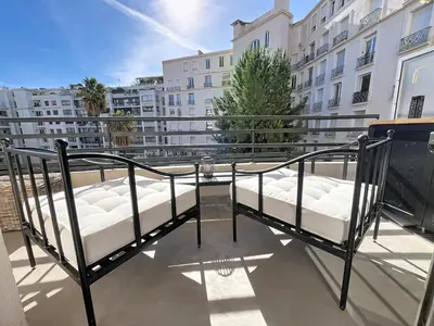 Balcon ou terrasse dans l'établissement Beautifull studio with balcony Rouaze Miramar 120