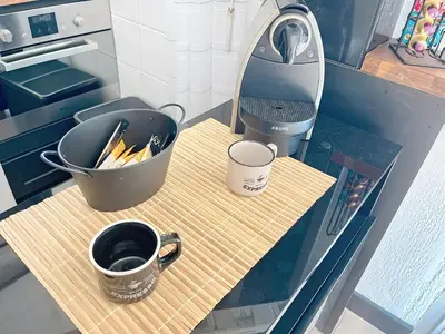Cuisine ou kitchenette dans l'établissement Beautifull studio with balcony Rouaze Miramar 120