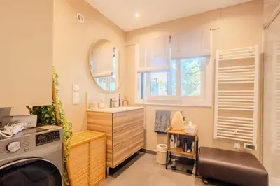 Cuisine ou kitchenette dans l'établissement Bright A-C apartment with sea view - Antibes