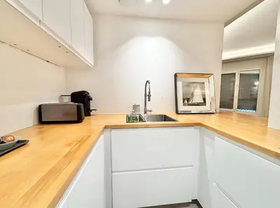 Cuisine ou kitchenette dans l'établissement Cannes 2x2 bedrooms apartment - 24P3