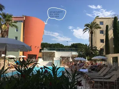 Piscine de l'établissement Penthouse vue mer avec Rooftop,Jacuzzi,et parking privé ou située à proximité