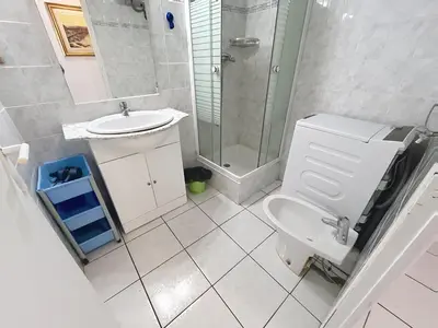 Salle de bains dans l'établissement 2 bedroom Pradignac 305