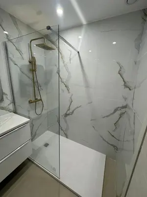 Salle de bains dans l'établissement Sublime 2p - 10 min near beaches - Air conditioning - Garage