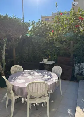 Jardin de l'établissement Appartement lumineux centre ville avec jardin