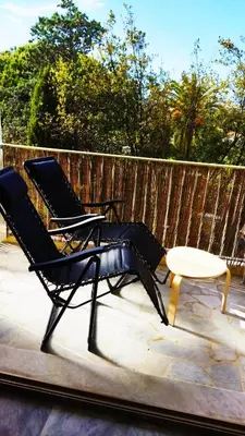 Balcon ou terrasse dans l'établissement Studio moderne au calme proche vieil Antibes et mer